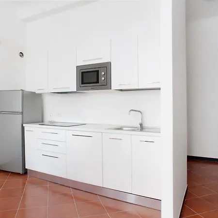 Casa Terrazzino Bianca 莱万托